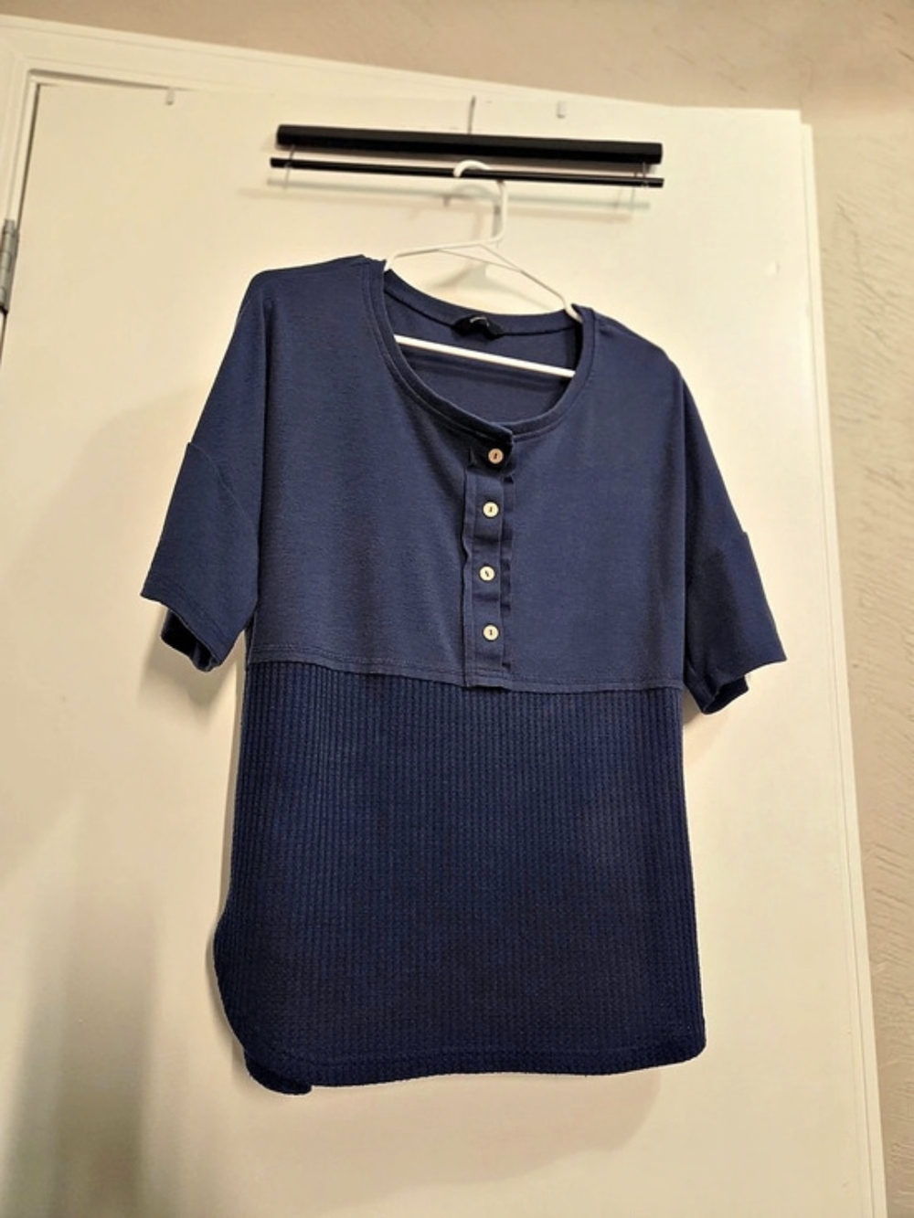 DOKOTOO Short Sleeve Henley Top in Blue Like New